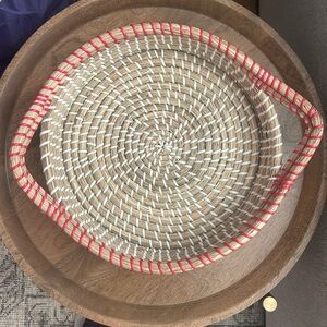 Decorative Wicker Tray